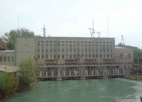  Кадырьинская ГЭС. Фото Википедии